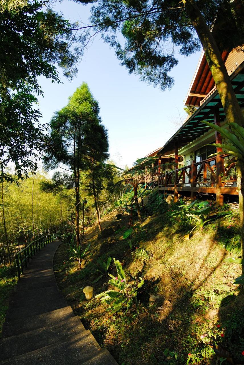 Shinmingshan Holiday Inn Lugu Eksteriør billede