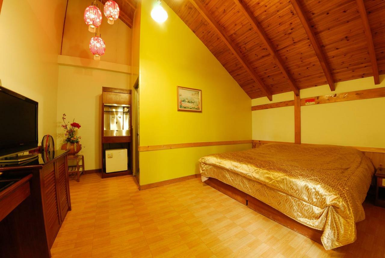 Shinmingshan Holiday Inn Lugu Eksteriør billede